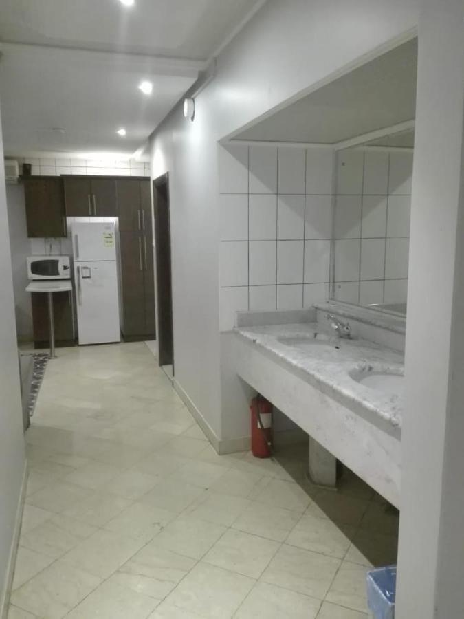 Sixty Three Hotel Suites 리야드 외부 사진