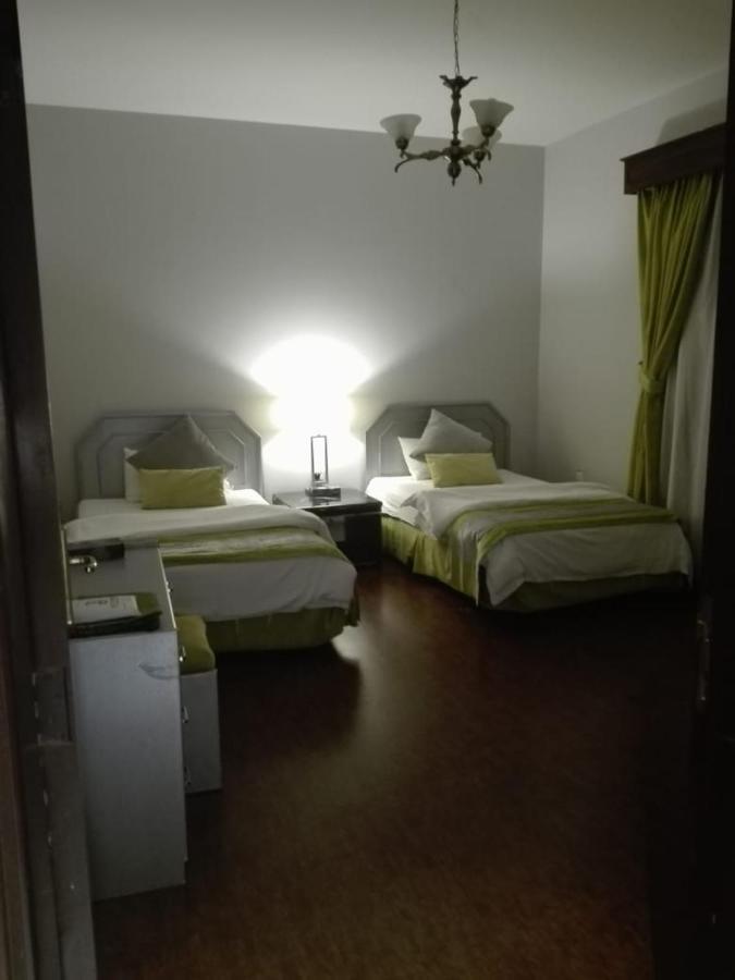 Sixty Three Hotel Suites 리야드 외부 사진